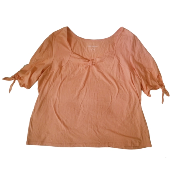 Womens plus top - Picture 3 of 6